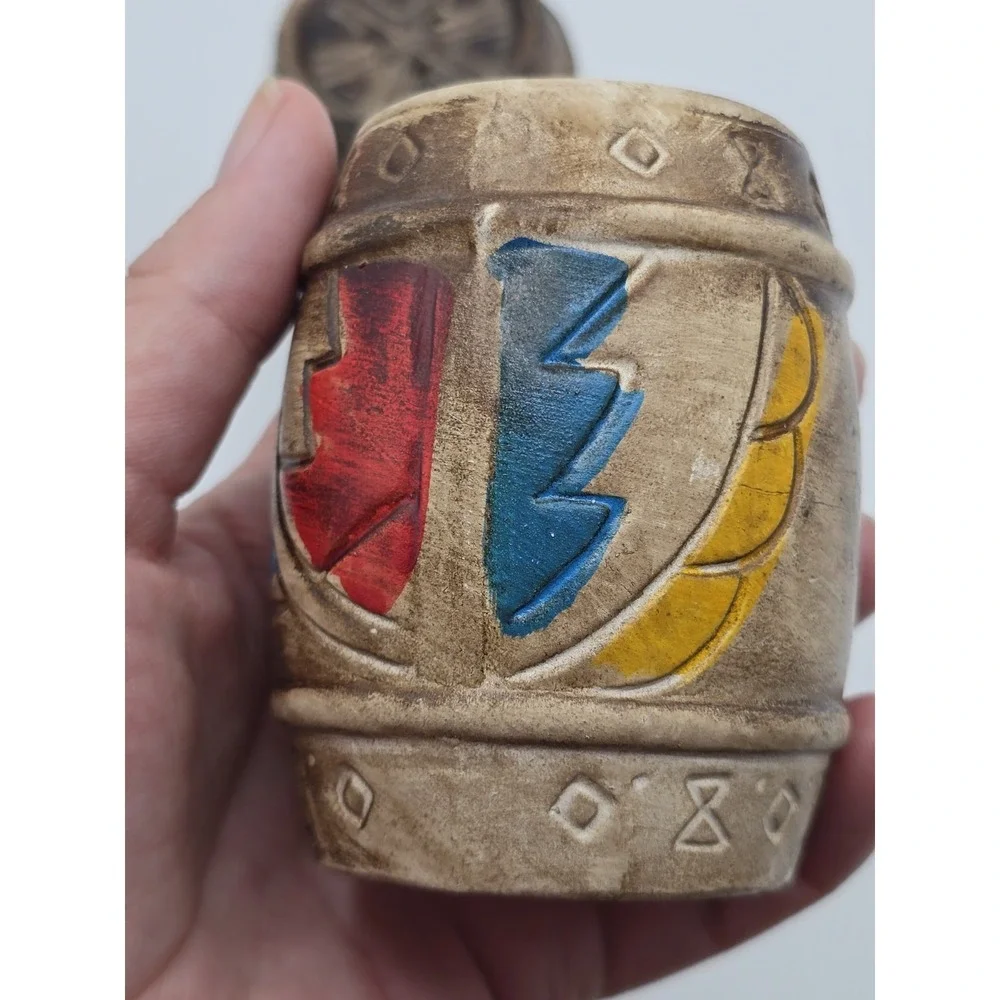 Pair of Vintage MCM Ceramic Salt Pepper Shakers‎ Indian Native American Barrels